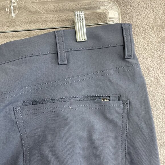 NWOT Kirkland Signature Men's 38x32 Gray Commuter Tech Pants Outdoor UPF 50 - Picture 6 of 8